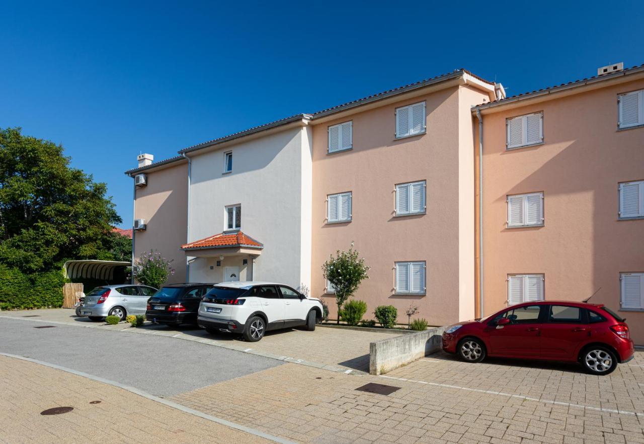 Apartments Crnekovic IV Baška Kültér fotó