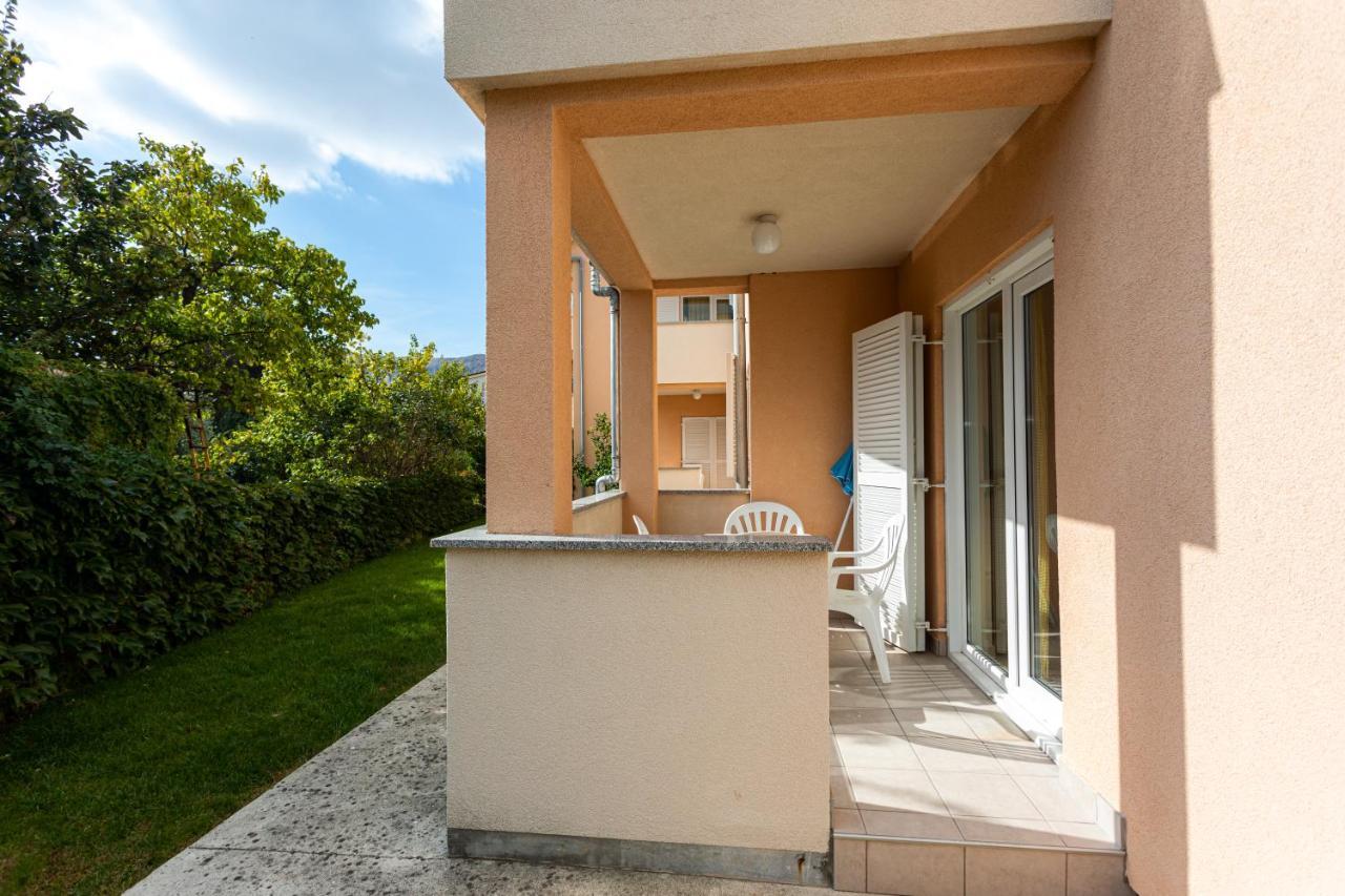 Apartments Crnekovic IV Baška Kültér fotó