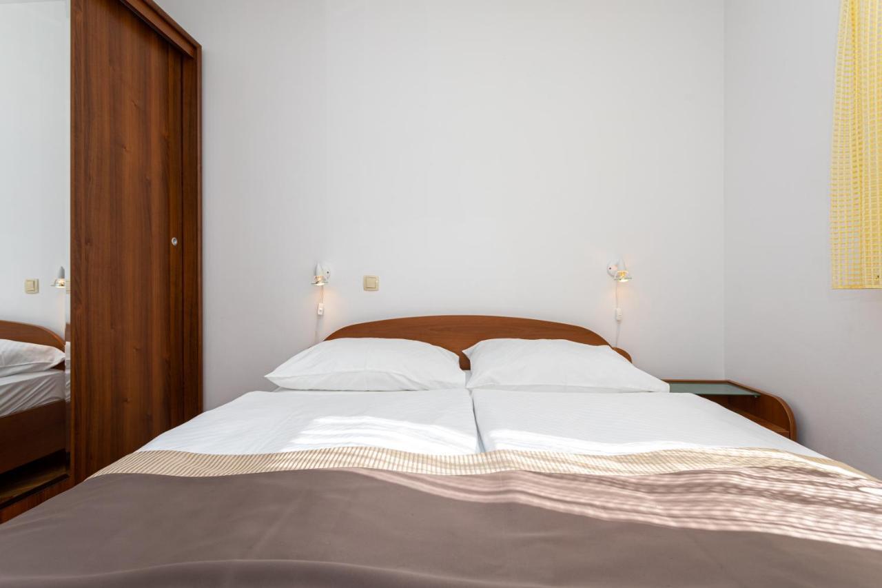 Apartments Crnekovic IV Baška Kültér fotó